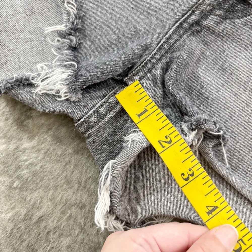 Levi's Cutoff Denim Jean Shorts 29 - Picture 10 of 10